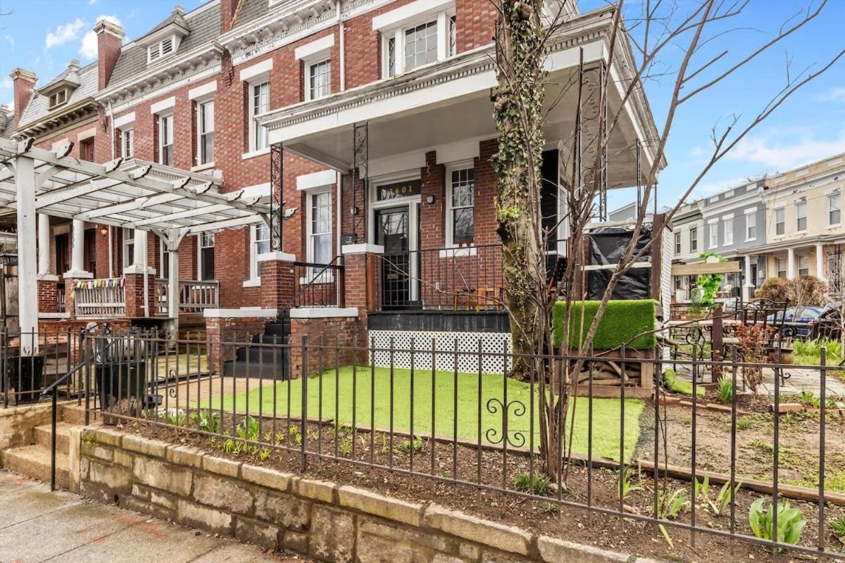 Garden-level 2-br In Historic Petworth Lejlighed